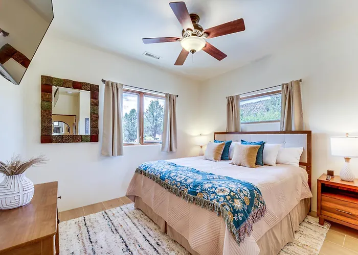 Holiday home Hot Tub & Views: Sedona Escape By Trails & Dining! *