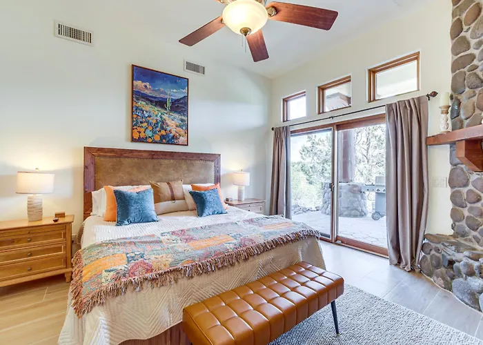 Hot Tub & Views: Sedona Escape By Trails & Dining! * Oak Creek